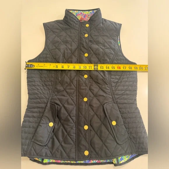 Lilly Pulitzer Lightweight Quilted Vest Black Size Large Zip Snap Pockets - Picture 8 of 9